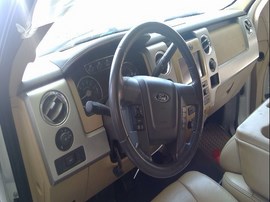 2011 FORD F150, WHITE, LARIAT, CREW, 5.0, 4X4, AT,   F25104